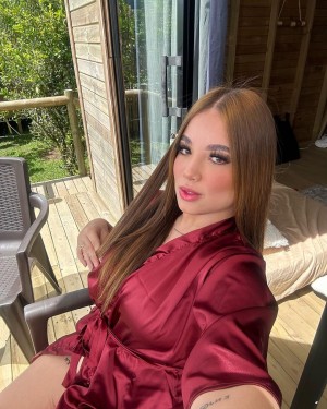 andrearobayoo Photo #8