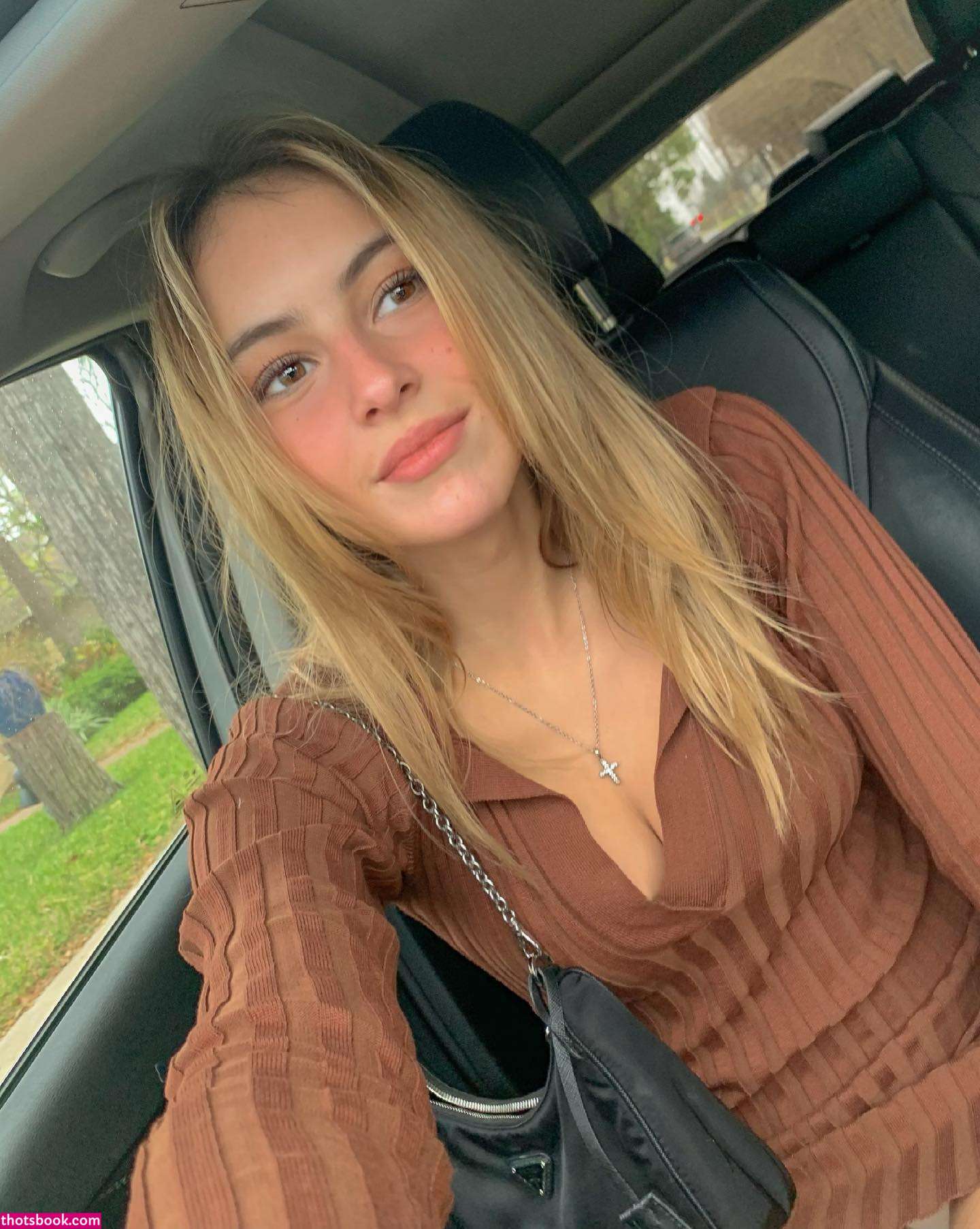 Katia Bada Fialdini Photo #21