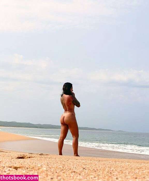 Mariana Samano Photo #10