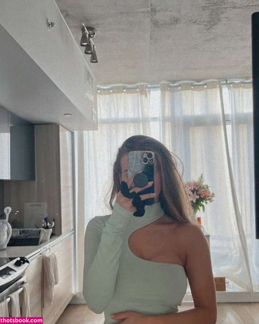 Noa Sibony Photo #22