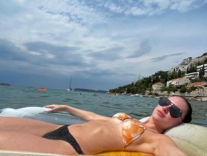 Oliviarcox Photo #24