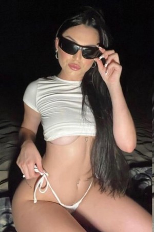 Diane Needles Photo #23