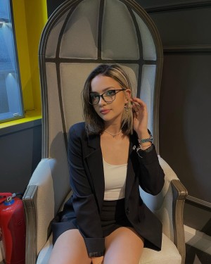 Feride Ozdinc Photo #27