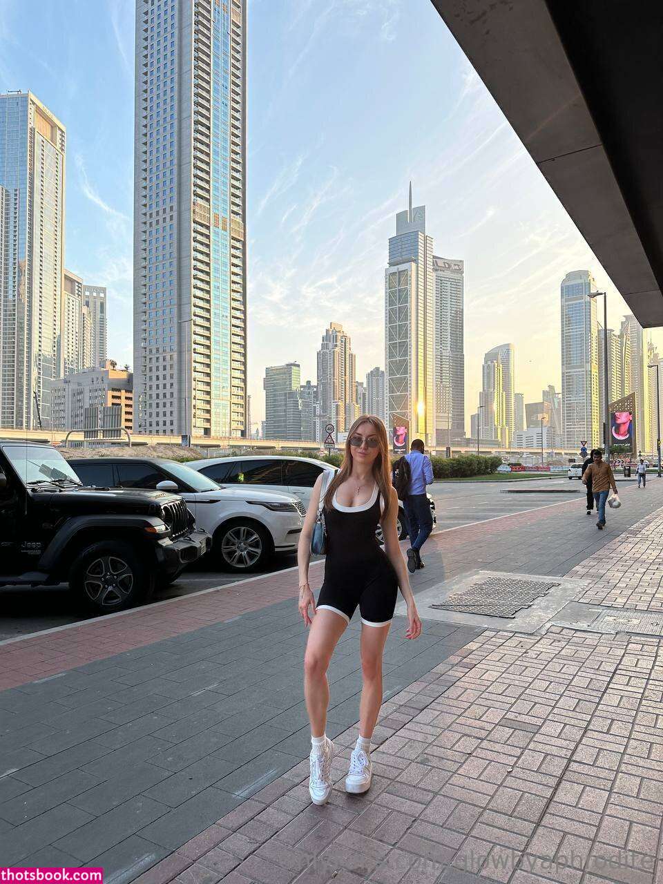 Glowbyaphrodite Photo #7