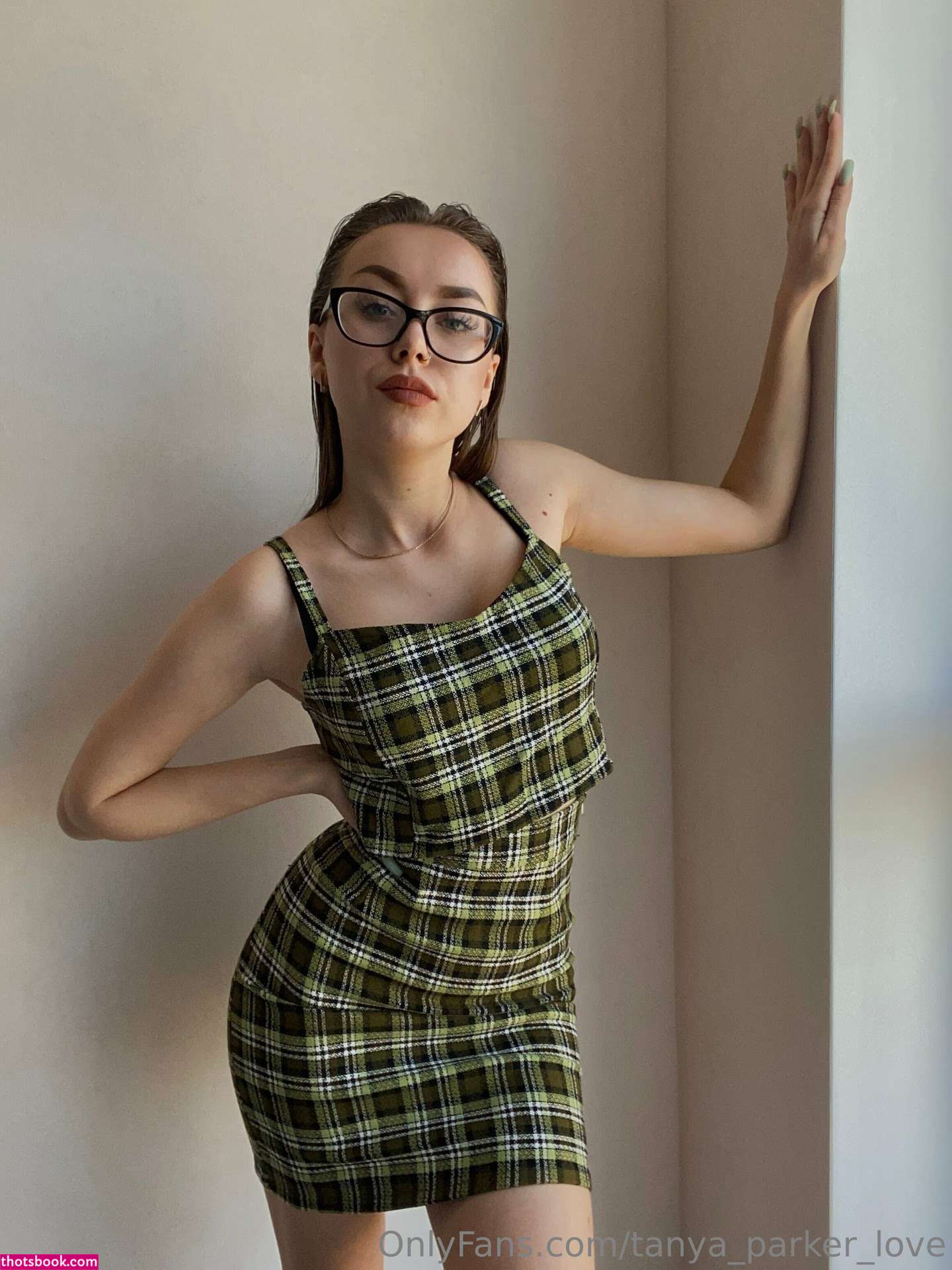 Glowbyaphrodite Photo #23