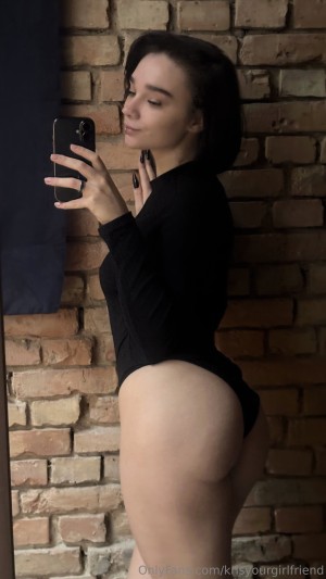 krisyourgirlfriend Photo #13