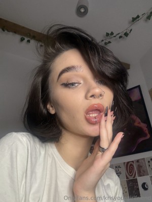 krisyourgirlfriend Photo #20