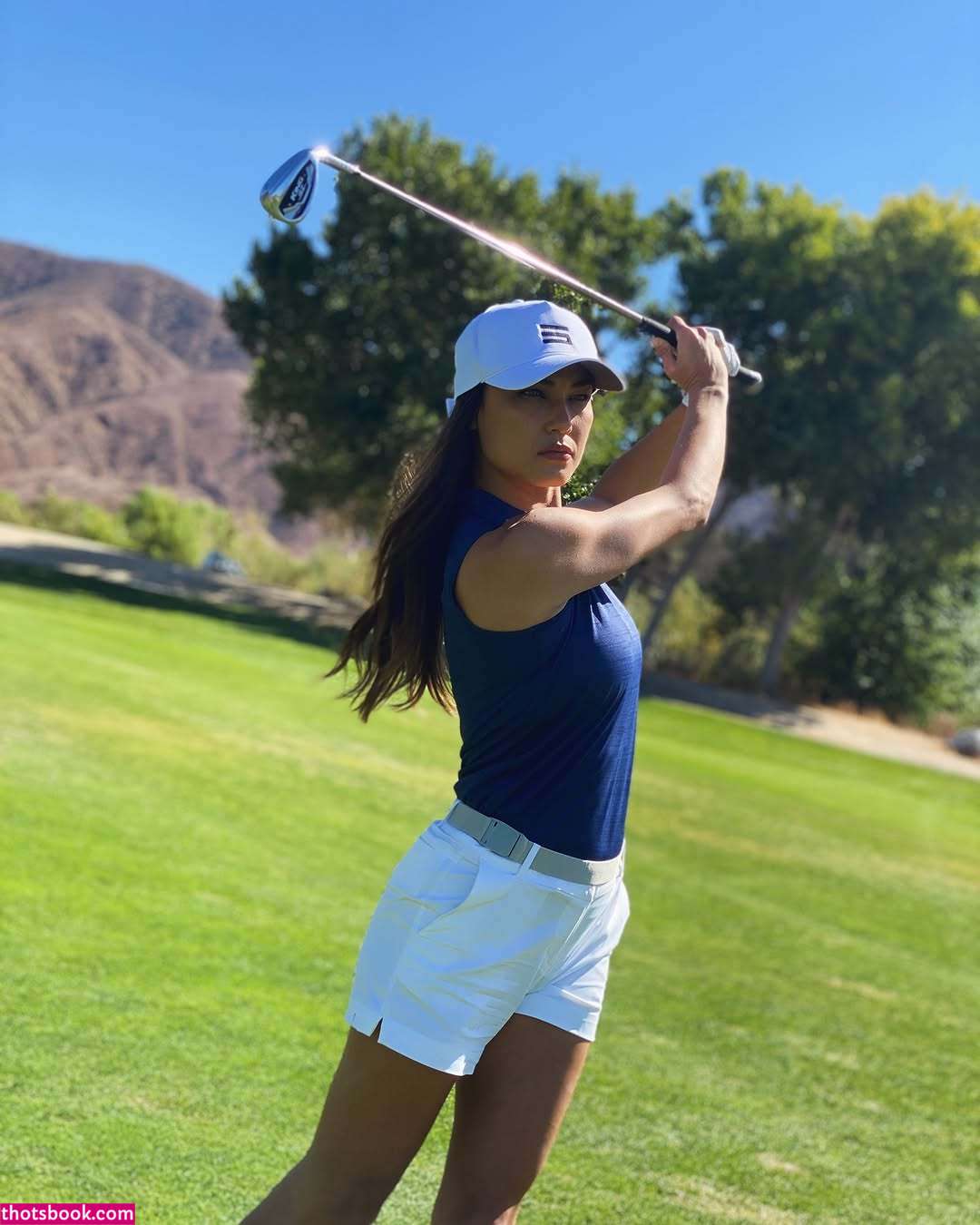 Lisa Dillon Photo #3