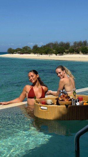 Rina Dakota Photo #34