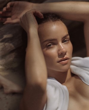 Nanette Nicole Photo #3