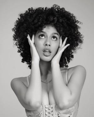 Sophia Macklin Photo #8