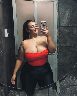 Antonela Anntonu Photo #4