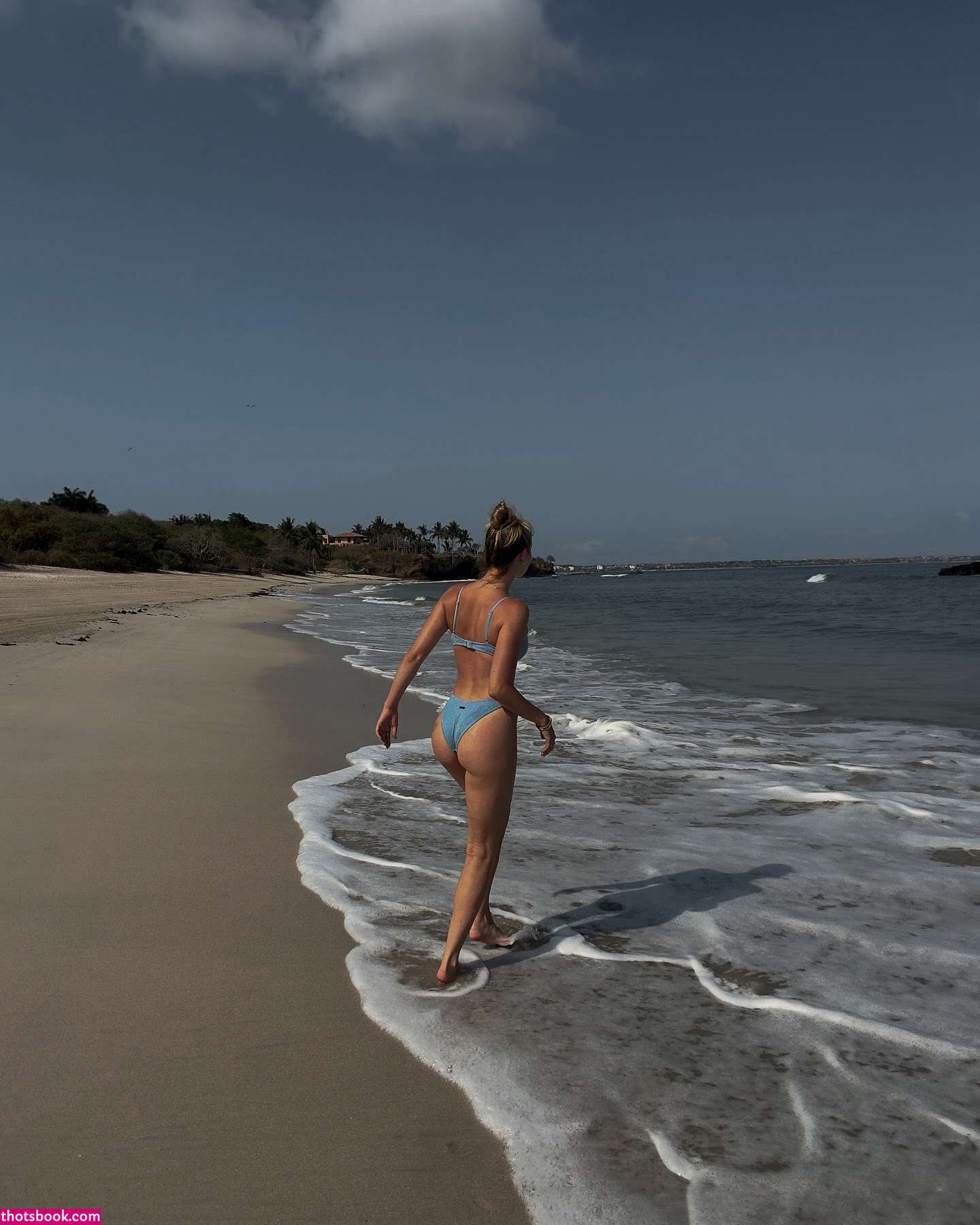 Elizabeth Weber Photo #29