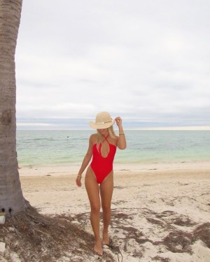 Hannah Lutz Photo #20