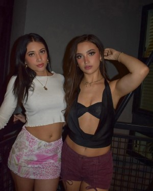 Katie Thompson Photo #28