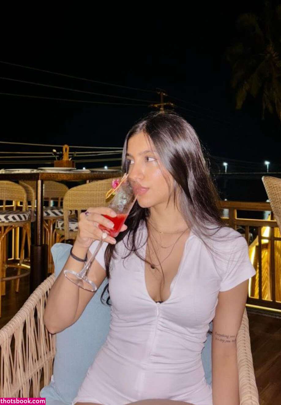 Khushi Rawal Photo #16