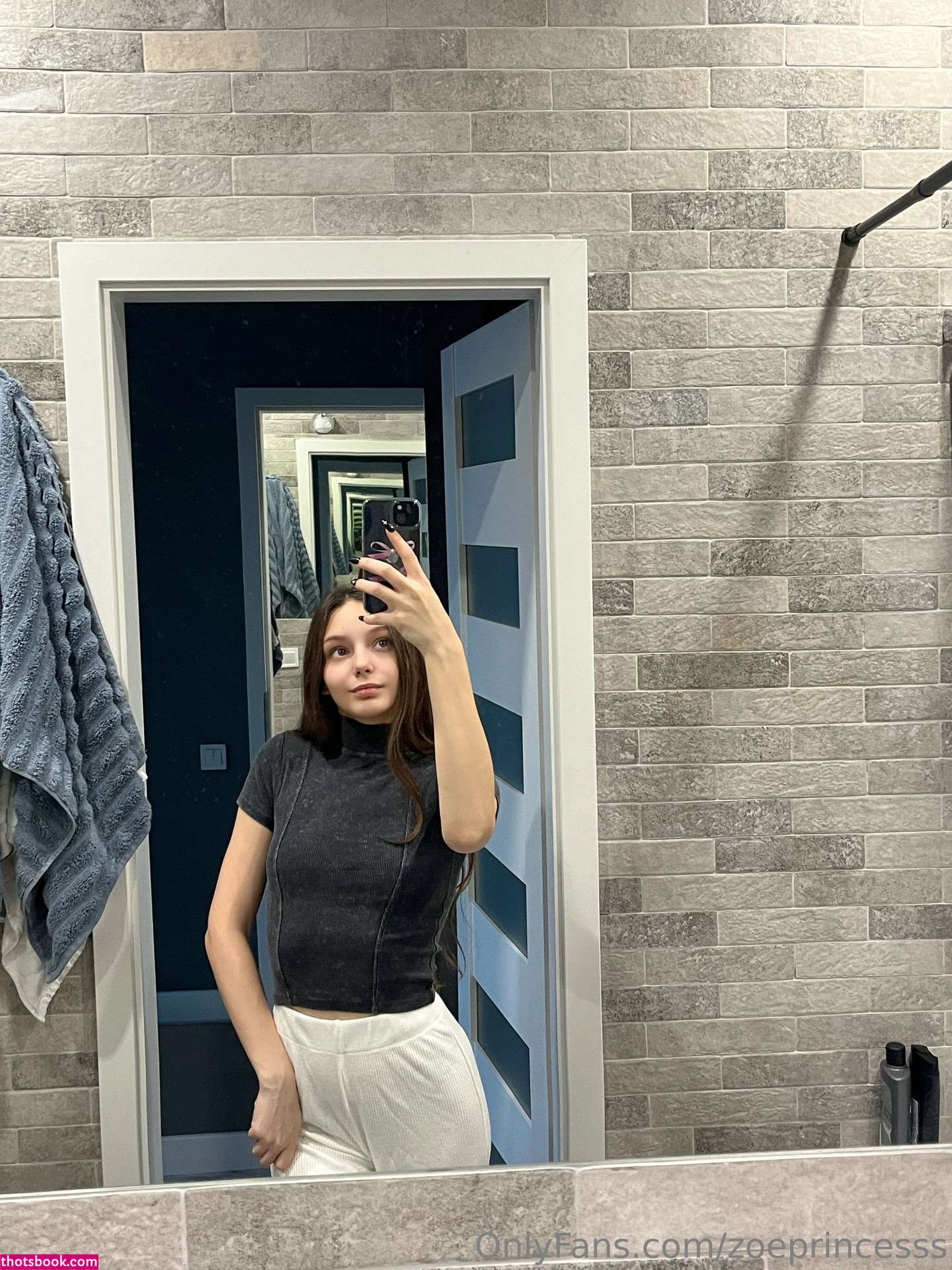 zoeprincesss Photo #1