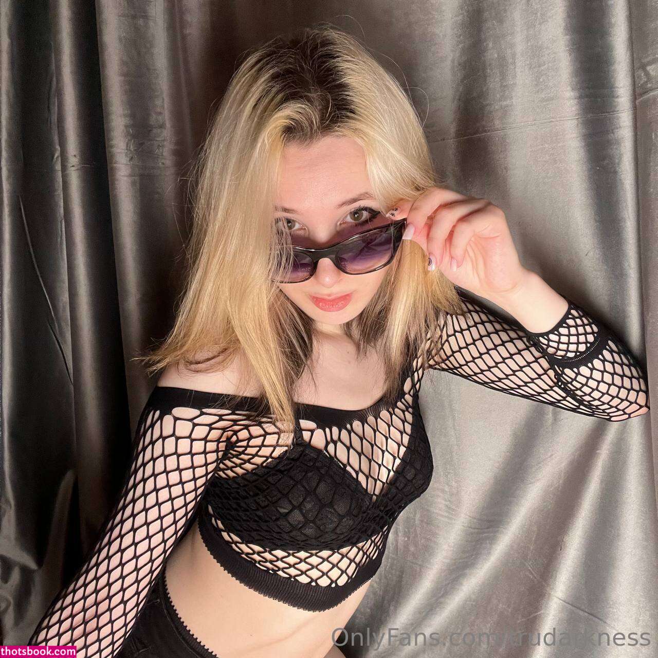 Trudarkness Photo #6