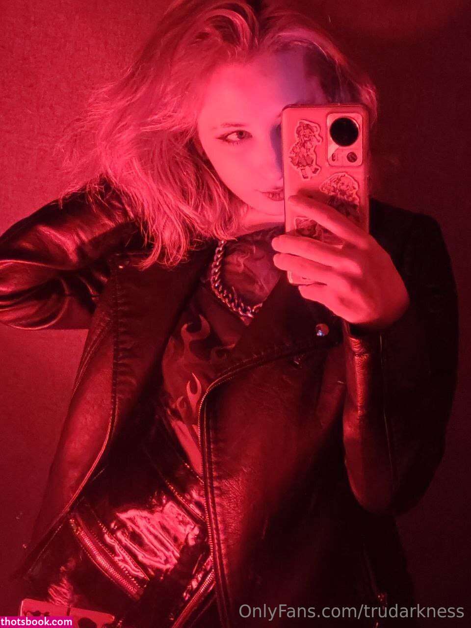 Trudarkness Photo #16