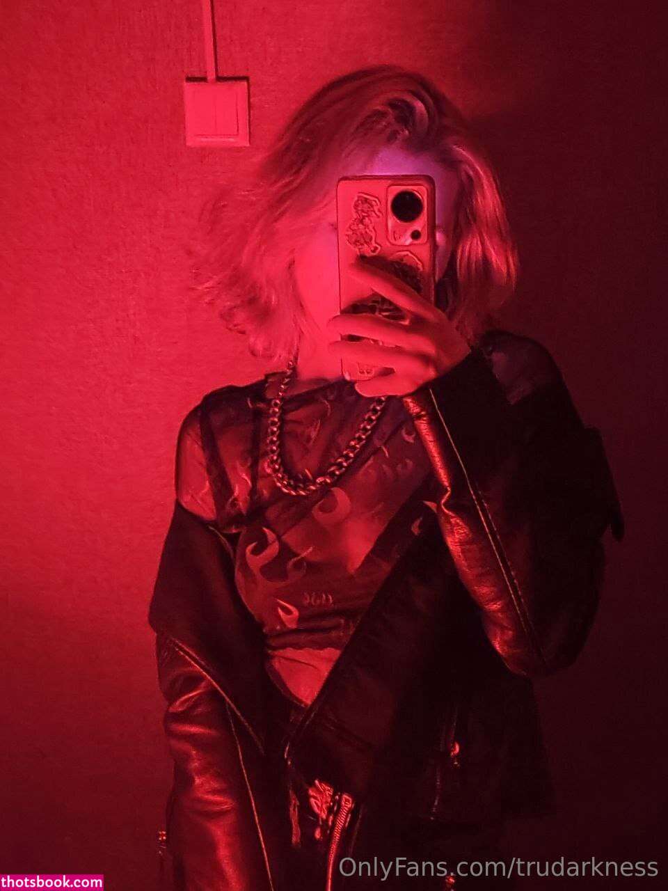 Trudarkness Photo #17