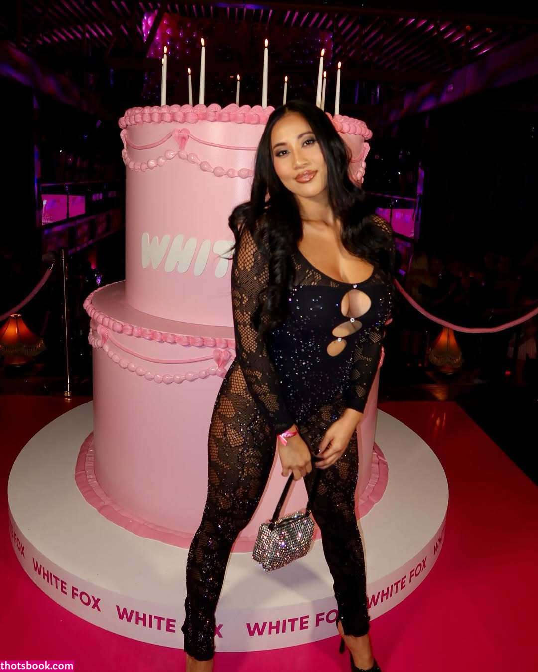 Yenni Huynh Photo #9