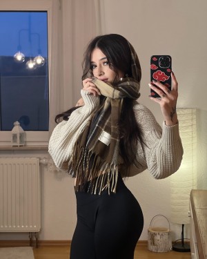 Cata Leyah Photo #19