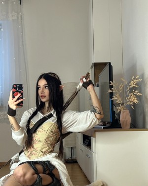 Cata Leyah Photo #24