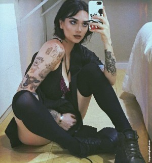 Delfi Peralta Photo #9