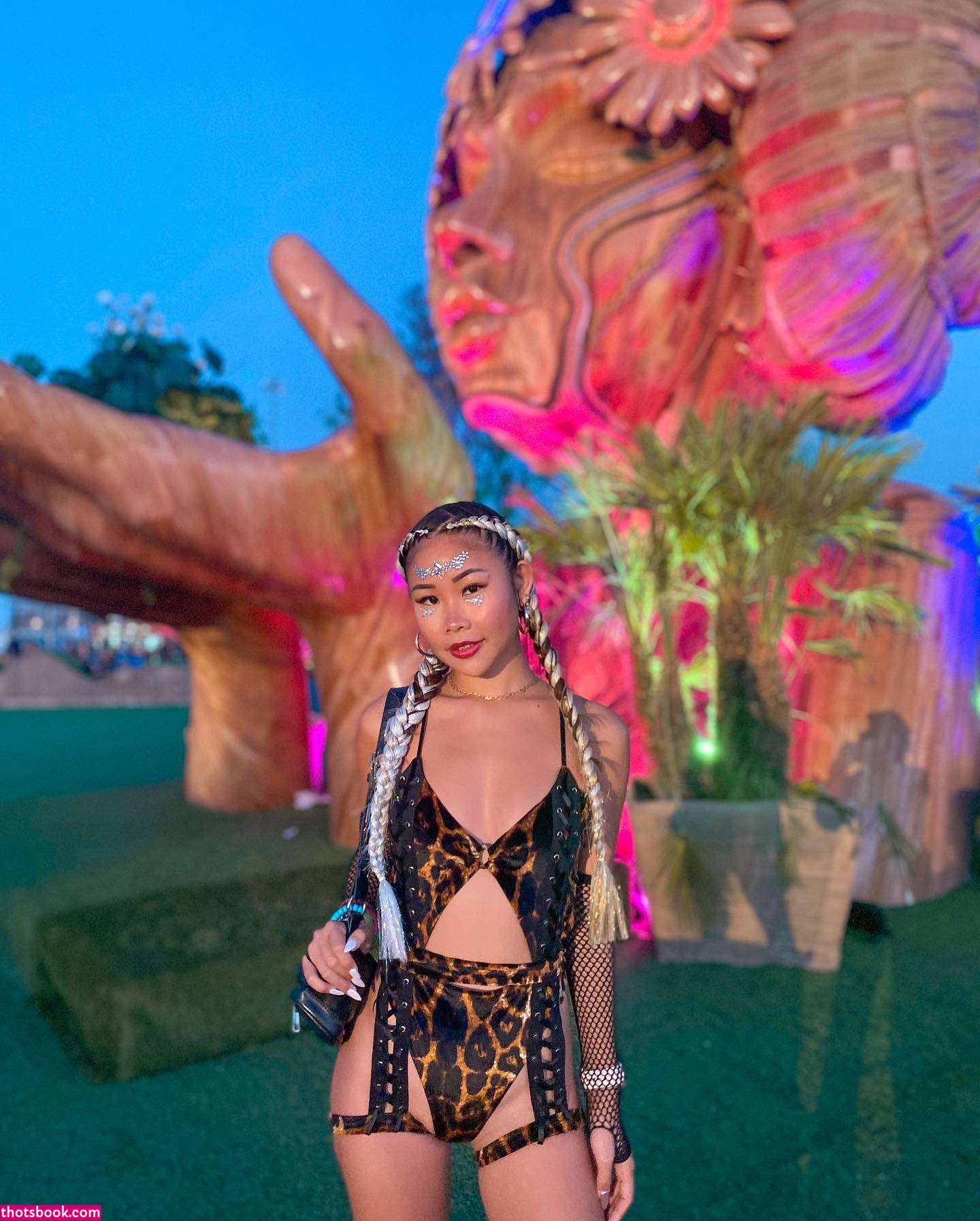 ellenayoungxy Photo #20