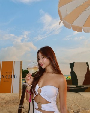 ellenayoungxy Photo #27