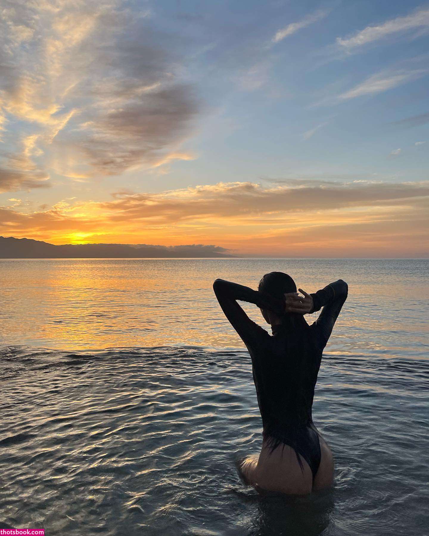 Fernanda Sandoval Photo #37