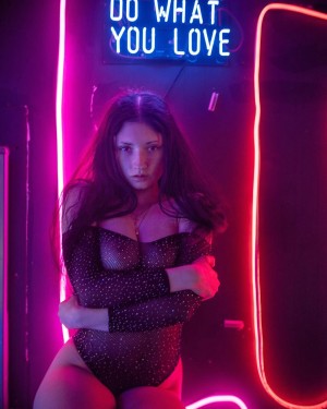 Gianna Fung Photo #5