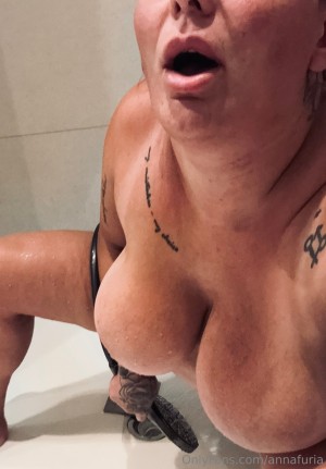 Anna Furia Photo #24