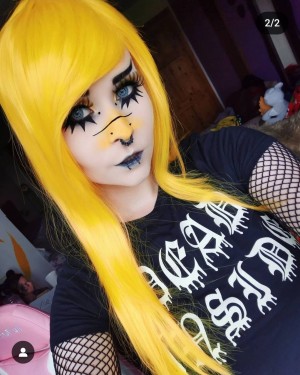 Catastrophiclarawr Photo #17