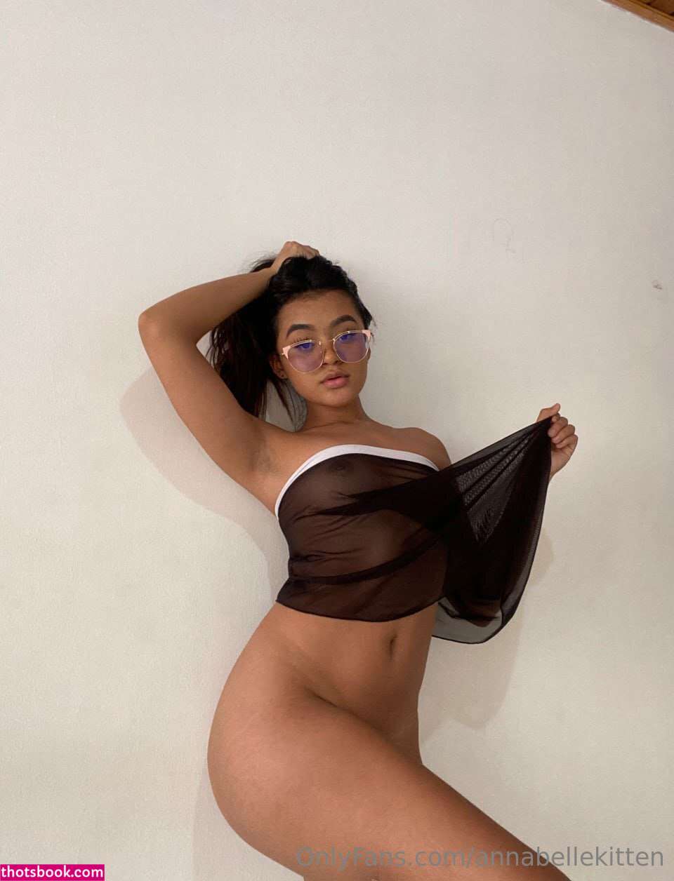 annabellekitten Photo #11