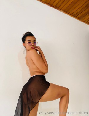 annabellekitten Photo #9