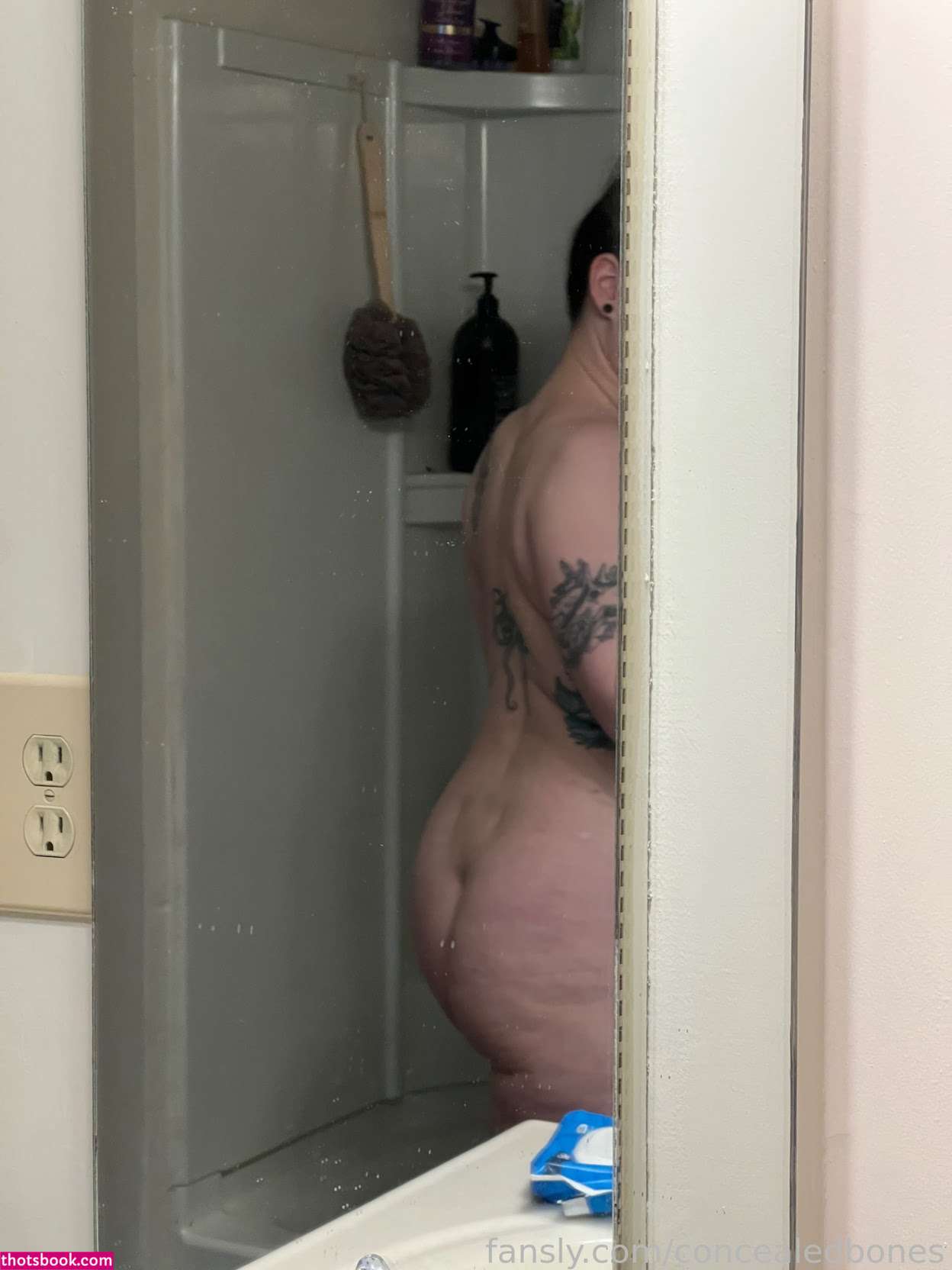 Concealedbones Photo #113