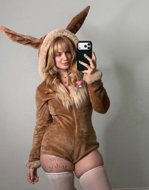 Khaleesibb Photo #62