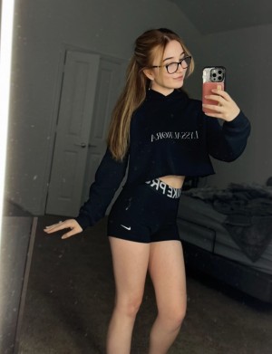 Lyssaurora Photo #48