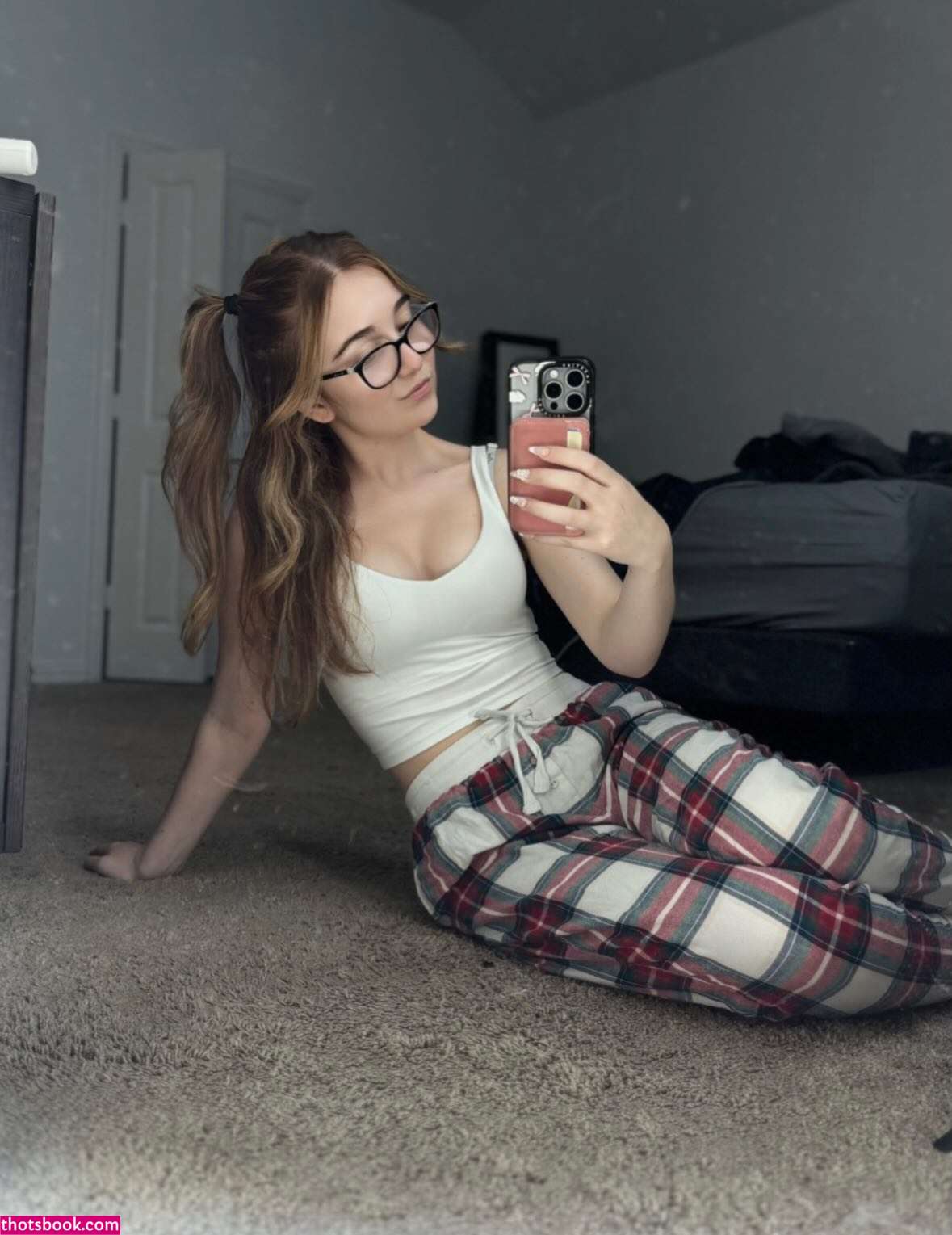 Lyssaurora Photo #57