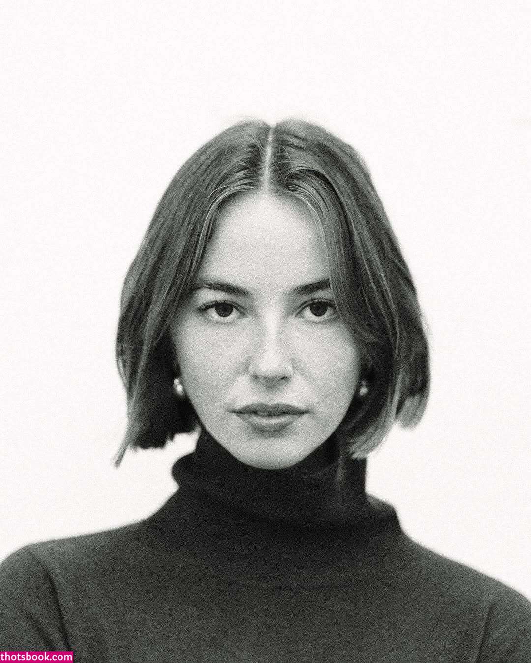 Amelie Manzoli Photo #174