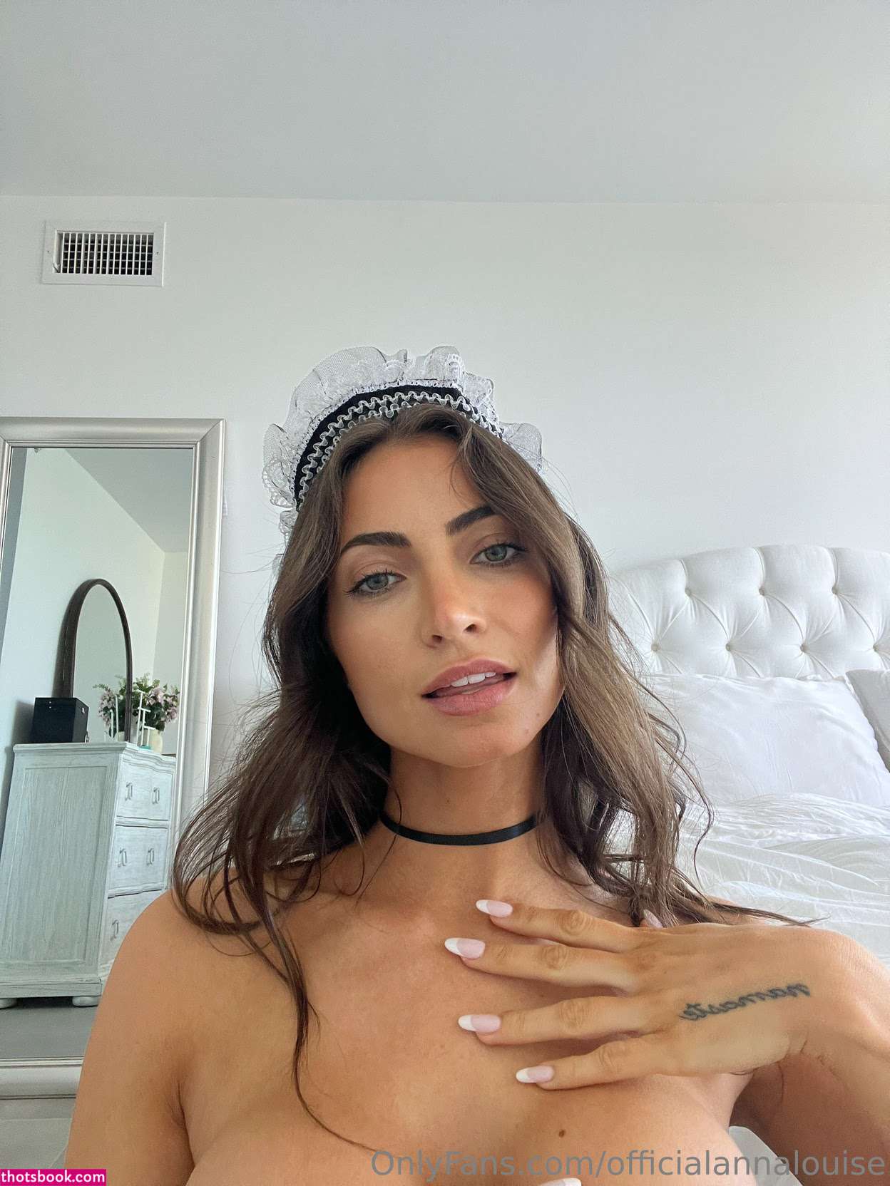 Anna Louise Photo #1213