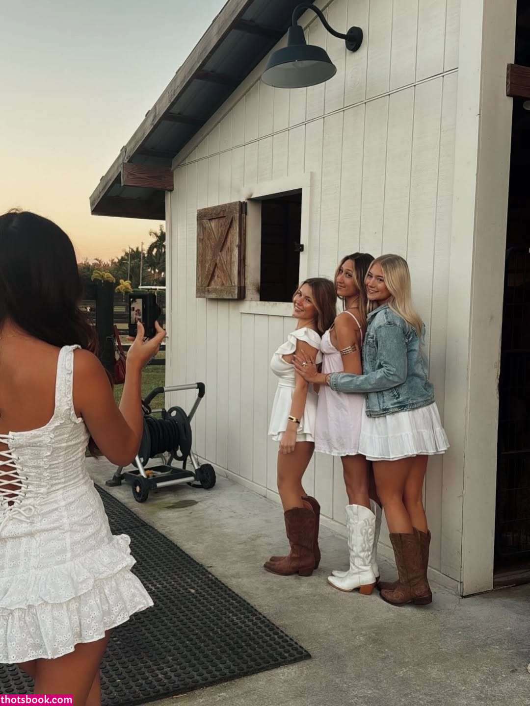 Ariana White Photo #44