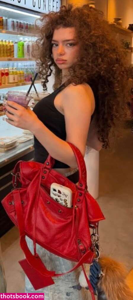 Demitra Kalogeras Photo #41