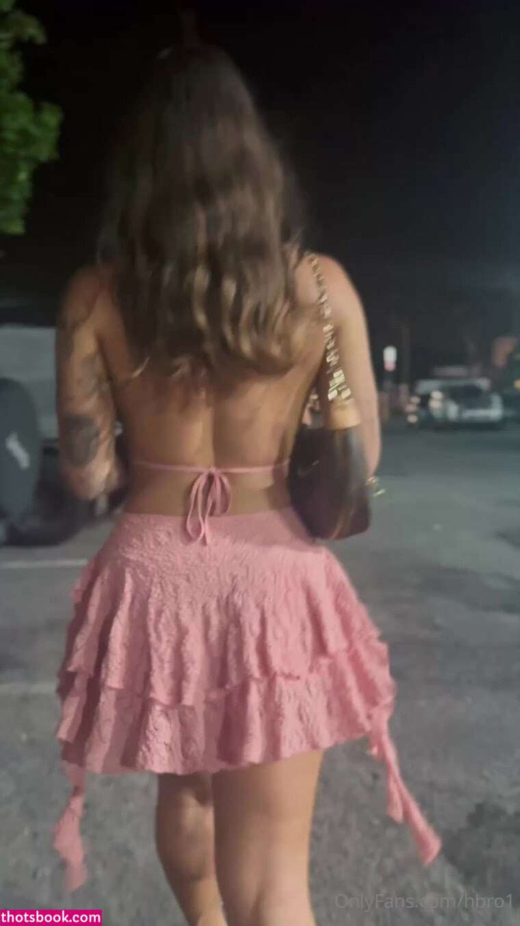 Holly Brougham Photo #61