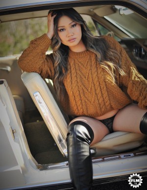 Angela Kantheera Photo #6