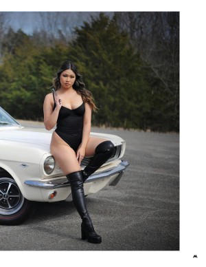 Angela Kantheera Photo #16