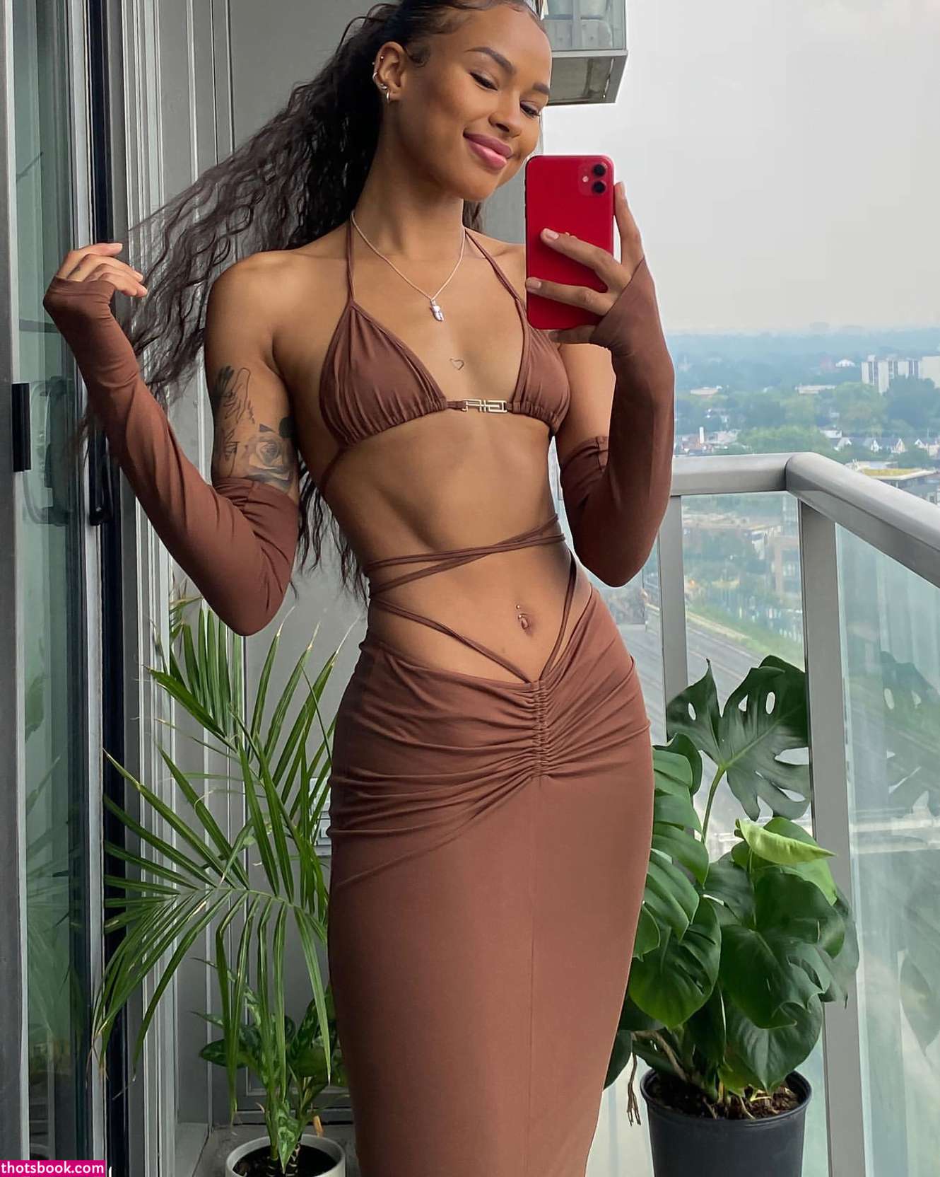 Chloe Christian Photo #7