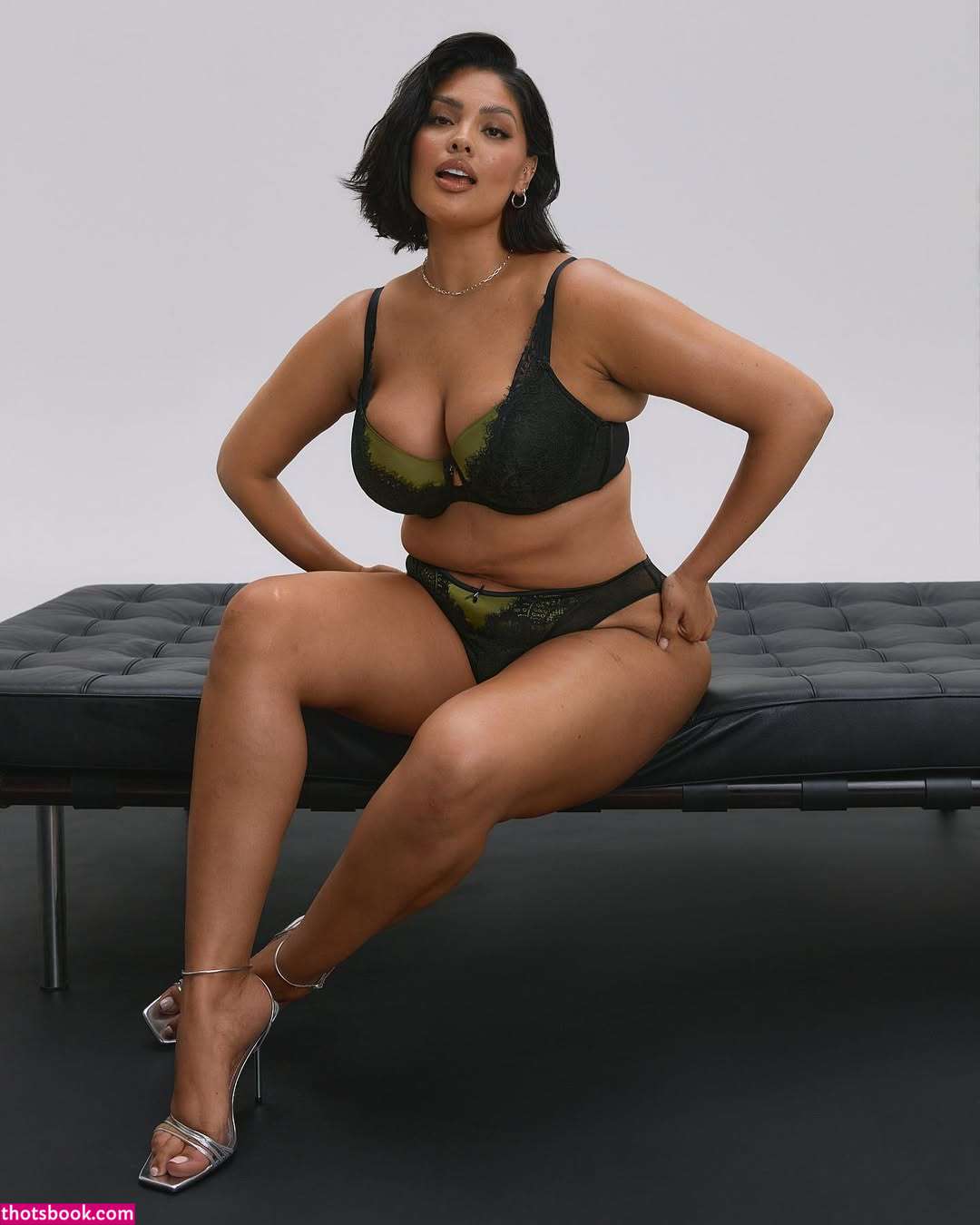 Jocelyn Corona Photo #8