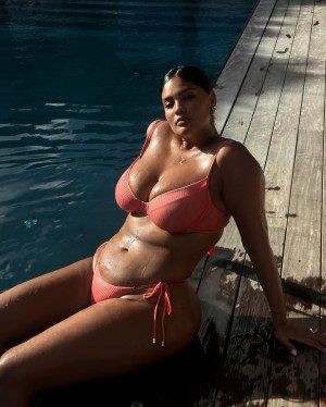 Jocelyn Corona Photo #14